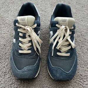 New Balance 574 Sneakers.